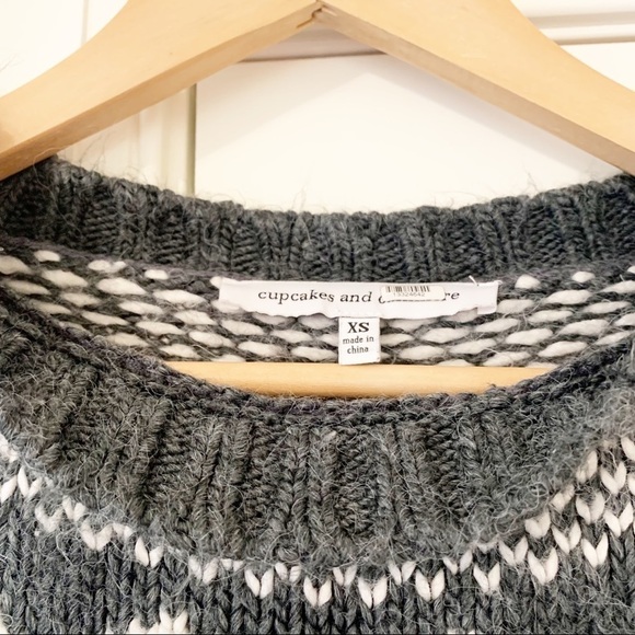 Cupcakes & Cashmere Jasmine Sweater Medium Heather Grey Size XS - Picture 7 of 9
